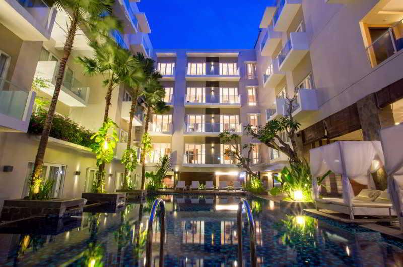 Grand Ixora Kuta 4* Kuta (Bali)