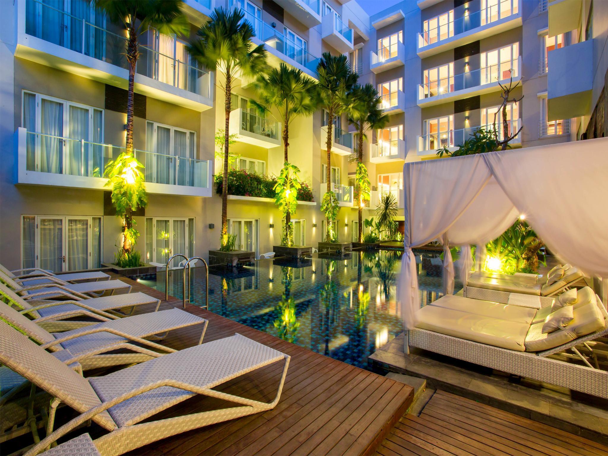 Grand Ixora Kuta Hotel